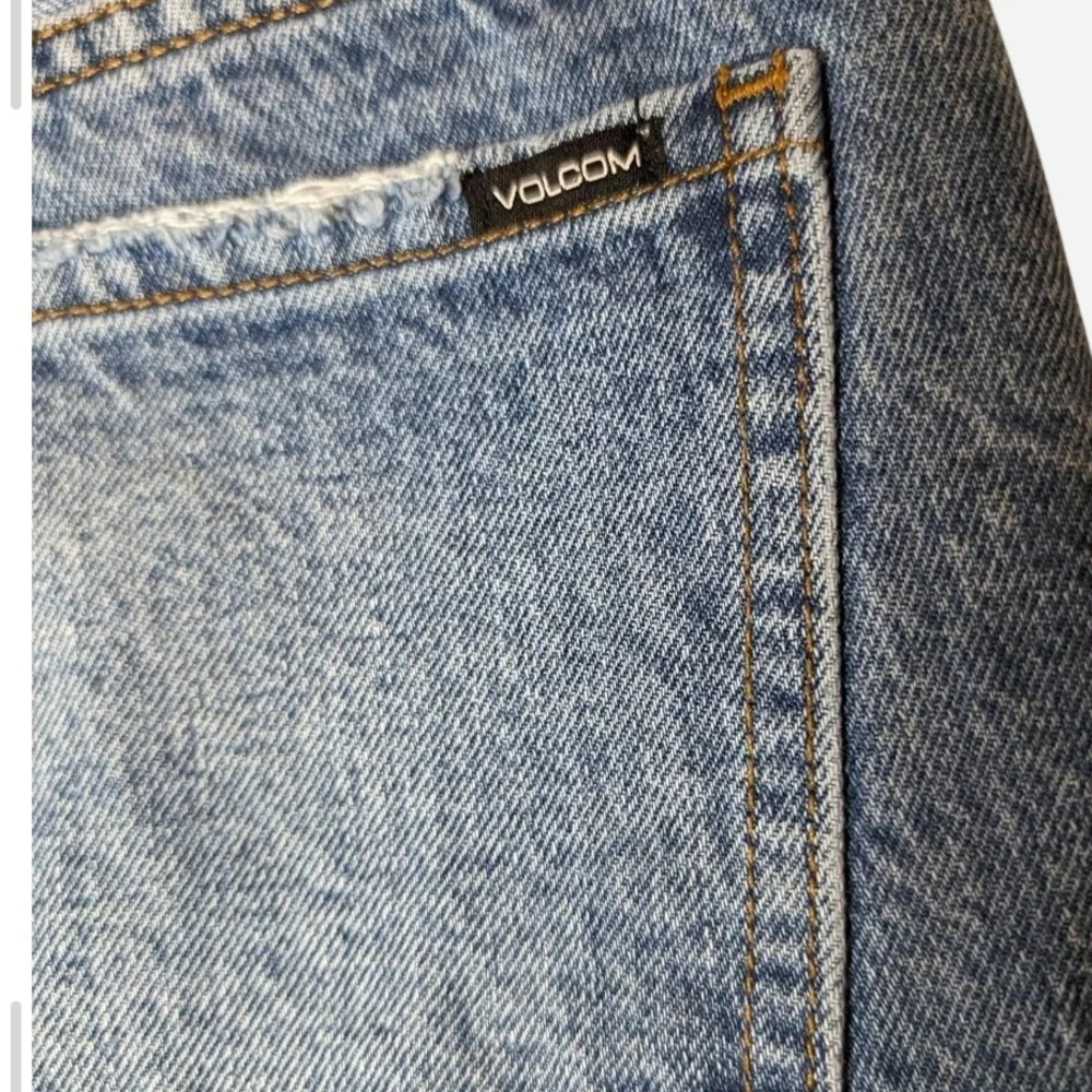 Pre-owned Bermuda Volcom Women Ripped Blue Jean Shorts
